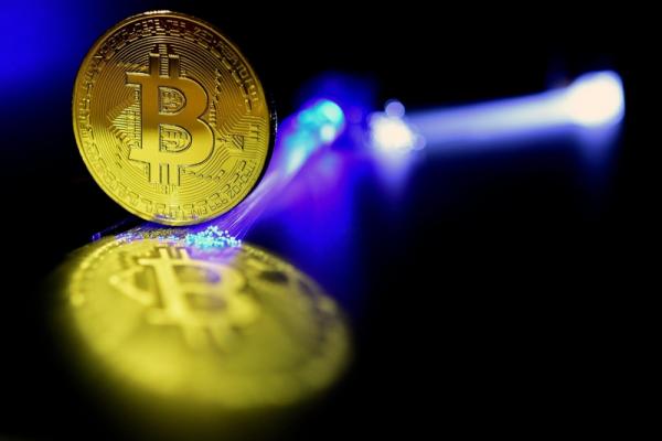 Bitcoin Drops, On Track for Largest Monthly Decline in Four Years | Investing.com